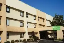 Photograph of Baymont Inn & Suites, Huntsville