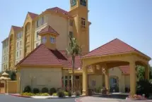 Photograph of LQ Inn and Suites ( East ),