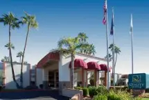 Photograph of Quality Suites, 