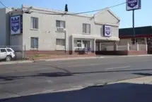 Photograph of Knights Inn, Globe