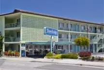 Photograph of Travelodge ( Downtown ),