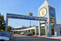 Photograph of Travelodge, Los Angeles