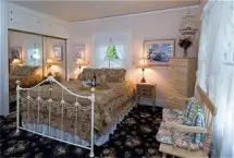 Photograph of Shady Oaks Country Inn, Napa
