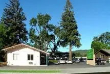 Photograph of Cloverdale Oaks Inn, Cloverdale