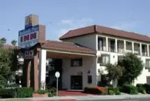 Photograph of Redondo Pier Inn, Redondo Beach