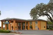 Photograph of Days Inn, North Highland