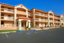 Photograph of Days Inn South Lenwood,