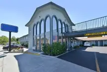 Photograph of Econo Lodge, 