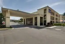 Photograph of Vagabond Inn Executive - Sacra, Sacramento