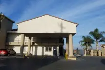 Photograph of Baymont Inn And Suites Hollister,