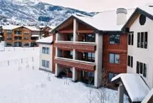 Photograph of Champagne Lodge at Trappeurs Crossing Resort by ResortQuest, Steamboat Springs