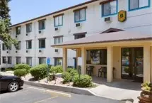 Photograph of Super 8, Manitou Springs