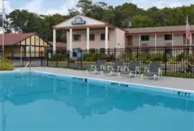 Photograph of Days Inn, Branford