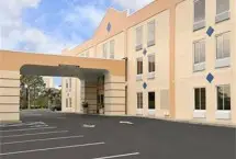 Photograph of Baymont Inn & Suites ( Universal Studios ), Orlando