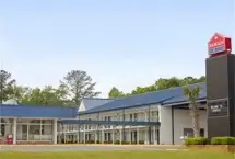 Photograph of Ramada Limited, Marianna