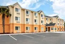 Photograph of Microtel Inn and Suites, Bushnell