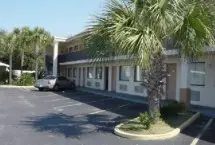 Photograph of Holiday Lodge & Suites, Fort Walton Beach