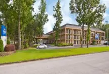 Photograph of Baymont Inn & Suites, Pensacola