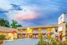 Photograph of Knights Inn, 