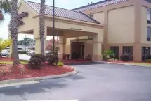 Photograph of Guest House Inn Savannah / White Bluff Road, 