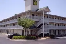 Photograph of Sun Suites Of Suwanee, Suwanee