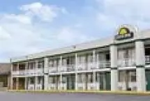 Photograph of Days Inn, Waynesboro