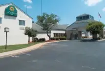 Photograph of Clubhouse Inn and Suites,