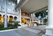 Photograph of Sheraton Moana Surfrider, 