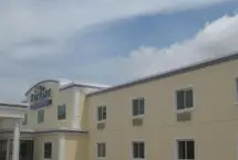 Photograph of Baymont Inn & Suites, Bellevue