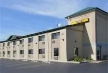 Photograph of Super 8, Moline