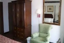 Photograph of Americas Best Inn, Naperville