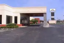 Photograph of Days Inn, Mattoon