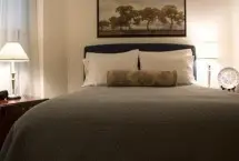 Photograph of University Quarters Bed & Breakfast, Chicago