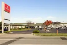 Photograph of Elk Grove Hotel, Elk Grove Village