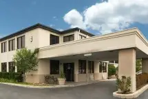 Photograph of Rodeway Inn, Skokie