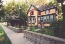 Photograph of Landers House Country Lodging, Utica