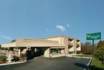 Photograph of Quality Inn, Lawrence