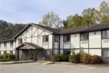 Photograph of Super 8, Whitesburg