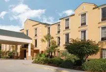 Photograph of Comfort Suites, Baton Rouge