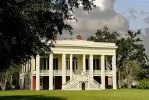 Photograph of Bocage Plantation, Darrow