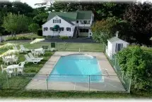 Photograph of Village Green Condo, Wells