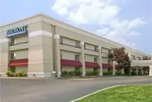 Photograph of Baymont Inn and Suites ( Airport ), Romulus
