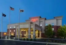 Photograph of Hampton Inn, Clinton Township