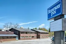 Photograph of El Royal Motel, 