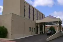 Photograph of LQ Inn & Suites Saint Paul, Saint Paul