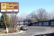 Photograph of Budget Host, Minneapolis