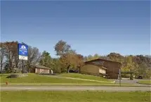 Photograph of Friendly Host Inn, Lakeville