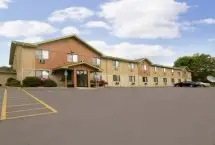 Photograph of Americas Best Value Inn, Detroit Lakes