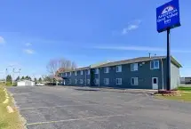 Photograph of Americas Best Value Inn, Staples