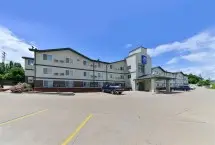 Photograph of Motel 6,